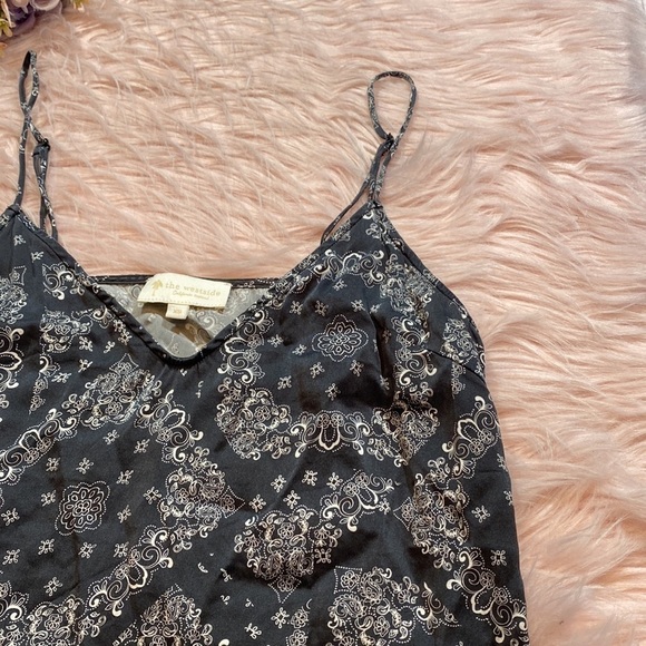 The Westside Silk Paisley Black White Cami Tank sz XS - Picture 4 of 9